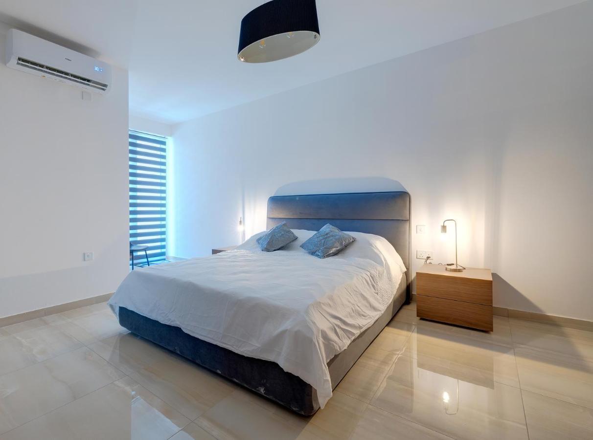 Chic 2Br Apartment, Ideal Location Ta Xbiex Bagian luar foto