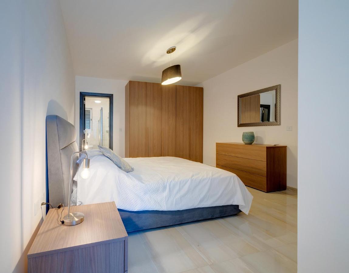 Chic 2Br Apartment, Ideal Location Ta Xbiex Bagian luar foto